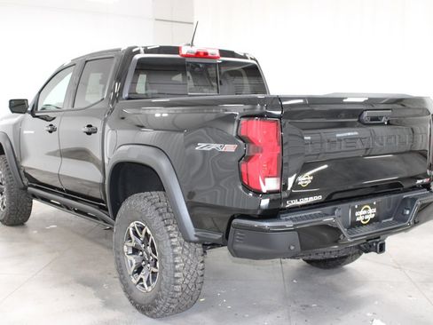 New 2026 Chevrolet Colorado ZR2 w/ Technology Package AWD/4WD image 7