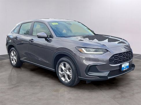 Certified 2024 Honda HR-V LX image 3