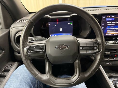 Used 2023 Chevrolet Colorado Trail Boss w/ LPO, Dark Essentials Package AWD/4WD image 32