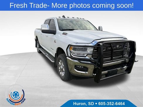 Used 2023 RAM 2500 Laramie AWD/4WD image 1