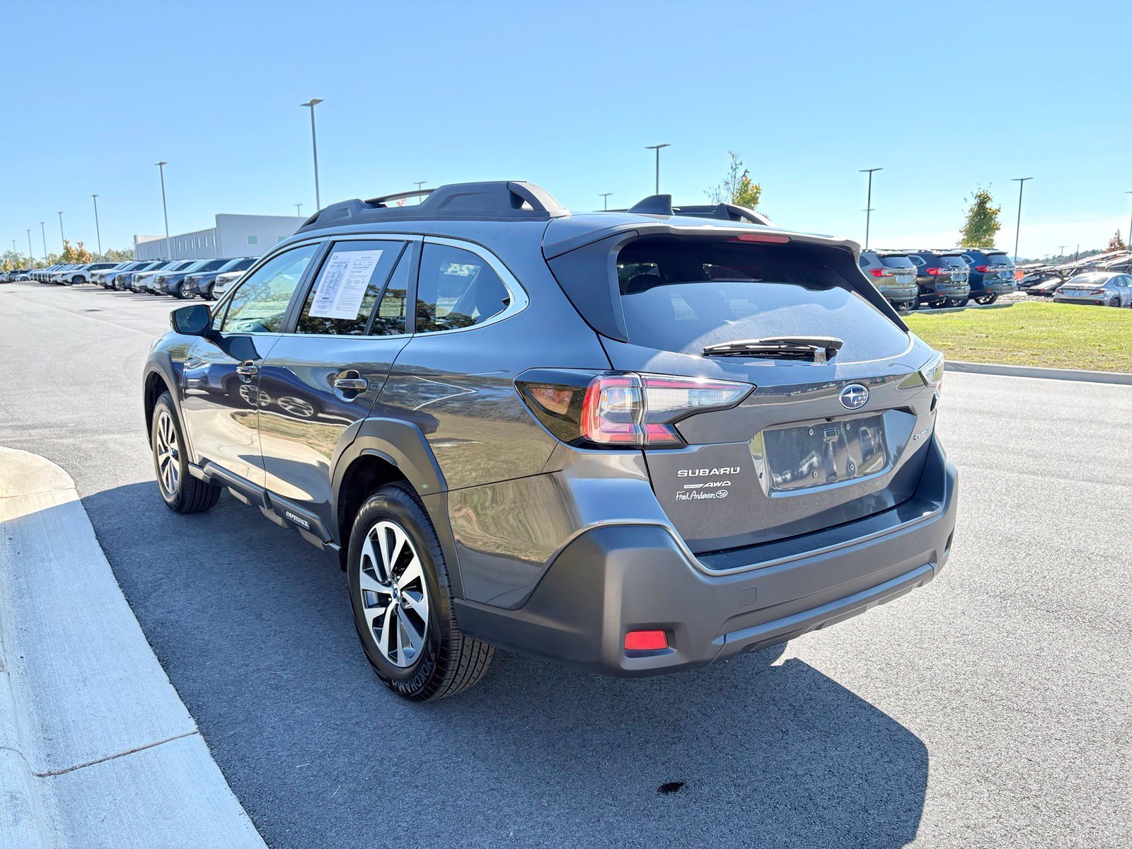 Certified 2024 Subaru Outback Premium AWD/4WD image 6