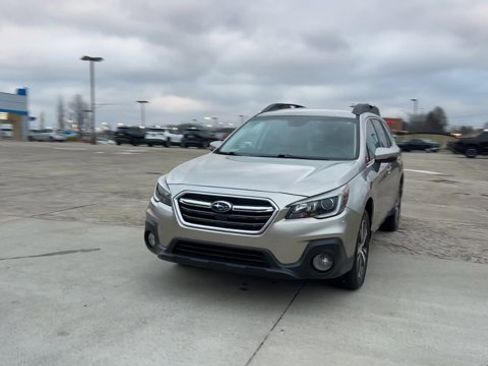 Used 2019 Subaru Outback 2.5i Limited image 4