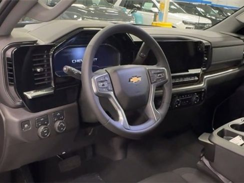 New 2025 Chevrolet Silverado 1500 LT w/ Convenience Package II image 7