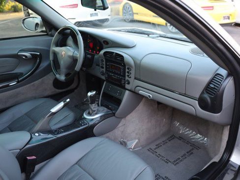 Used 2003 Porsche 911 Targa RWD image 45