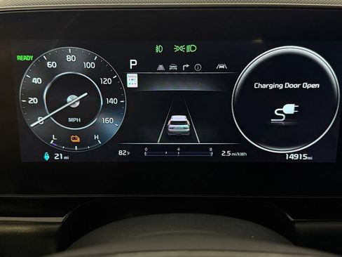 Used 2023 Kia Niro Wave w/ Wave Preserve Package FWD image 13