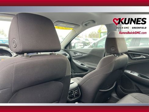 Used 2024 Chevrolet Malibu LT FWD image 36