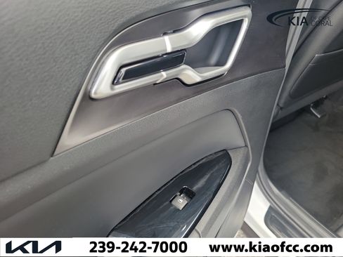 Certified 2024 Kia Sportage EX FWD image 13