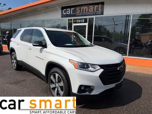 Used 2019 Chevrolet Traverse LT w/ LPO, Blackout Package AWD/4WD image 1