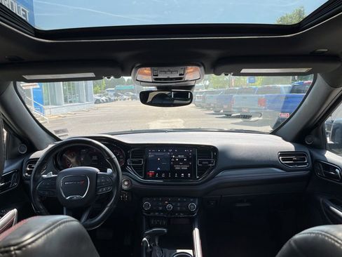 Used 2023 Dodge Durango GT RWD image 16