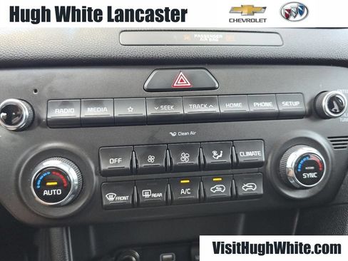 Used 2021 Kia Sportage LX w/ LX Fwd Popular Package image 32