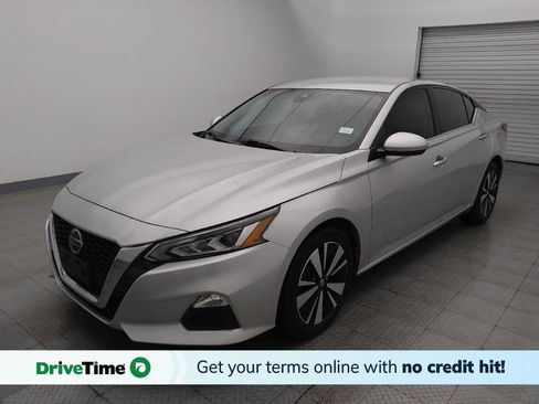 Used 2022 Nissan Altima 2.5 SV image 1