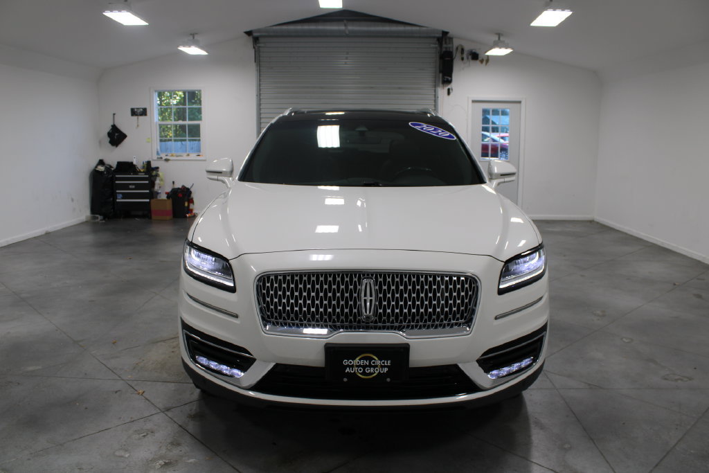 Used 2020 Lincoln Nautilus Reserve w/ Equipment Group 201A FWD image 3