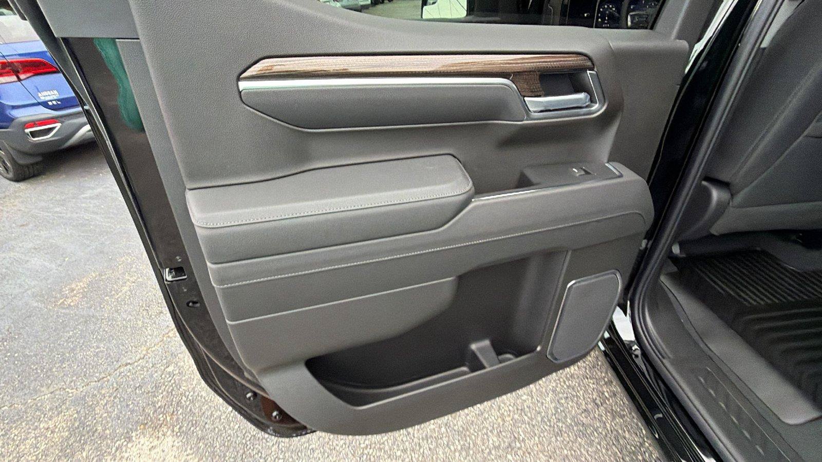New 2026 Chevrolet Silverado 1500 RST w/ Convenience Package II AWD/4WD image 27