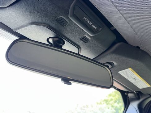 Used 2019 Jeep Wrangler Unlimited Sport S AWD/4WD image 17