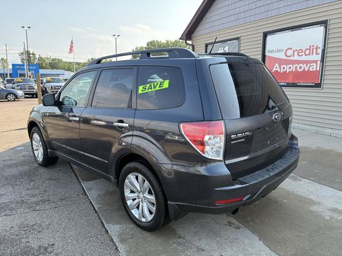 Used 2012 Subaru Forester 2.5X Limited AWD/4WD image 7