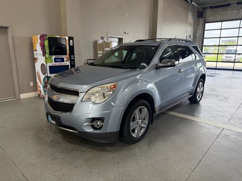 Used 2014 Chevrolet Equinox LTZ AWD/4WD image 2