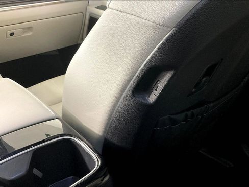 Used 2023 Kia Telluride SX AWD/4WD image 38