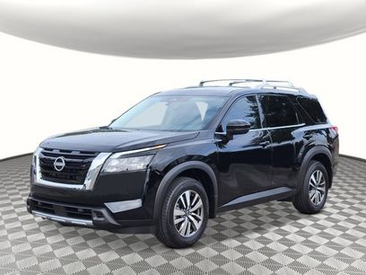 New 2025 Nissan Pathfinder SL