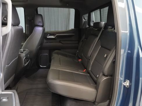 Used 2024 GMC Sierra 1500 SLT w/ SLT Premium Package AWD/4WD image 40