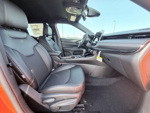 New 2026 Jeep Compass Latitude image 21