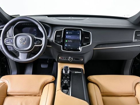 Used 2024 Volvo XC90 B6 Ultimate w/ Protection Package Premier AWD/4WD image 20