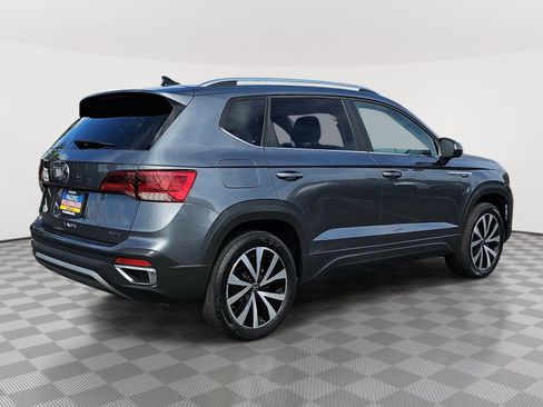 Used 2022 Volkswagen Taos SE AWD/4WD image 5