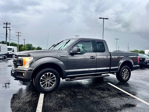 Used 2018 Ford F150 XLT w/ Equipment Group 302A Luxury AWD/4WD image 3