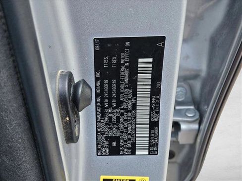 Used 2017 Toyota Highlander XLE image 26