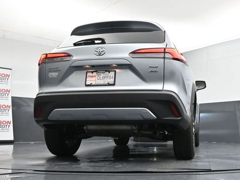 Used 2026 Toyota Corolla Cross XLE image 39