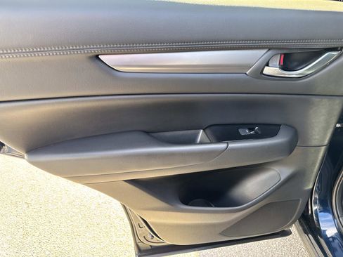 Used 2020 MAZDA CX-5 Touring image 11