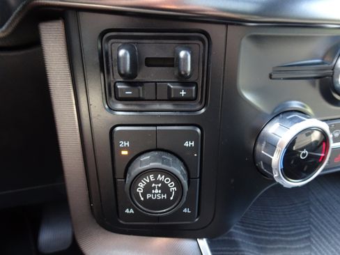 Used 2023 Ford F150 Platinum w/ Equipment Group 701A High AWD/4WD image 35