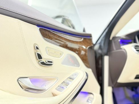 Used 2015 Mercedes-Benz S 550 4MATIC Coupe w/ Premium 1 Package image 38