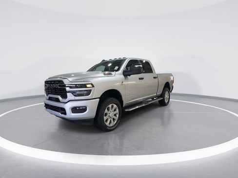 New 2026 RAM 2500 Big Horn AWD/4WD image 4