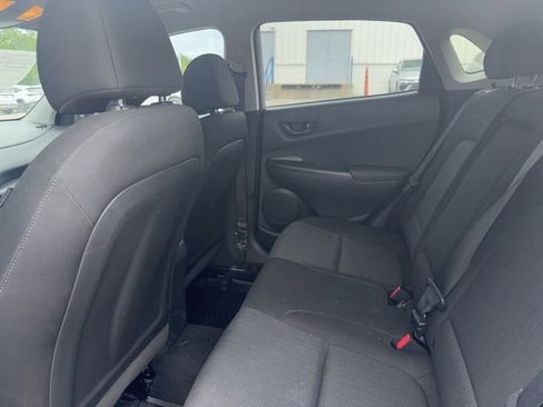 Used 2022 Hyundai Kona SEL w/ Winter Weather Package AWD/4WD image 6