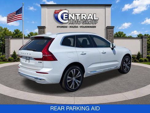 Used 2022 Volvo XC60 B5 Inscription w/ Climate Package AWD/4WD image 8