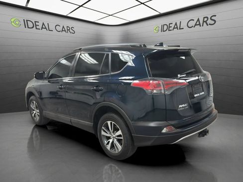 Used 2018 Toyota RAV4 XLE w/ Plus Extra Value Package FWD image 7