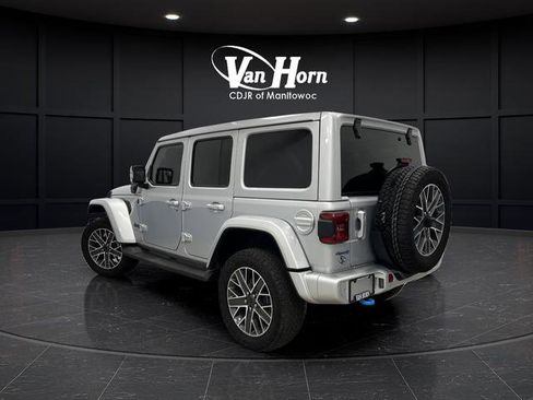 Used 2024 Jeep Wrangler High Altitude image 3