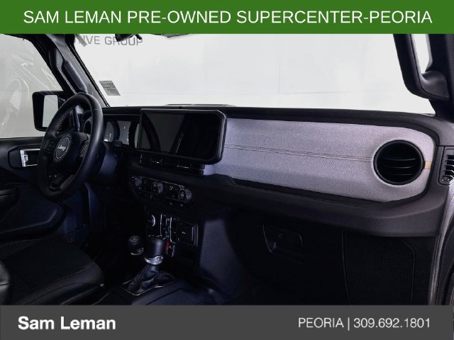 Used 2024 Jeep Wrangler Unlimited AWD/4WD image 26