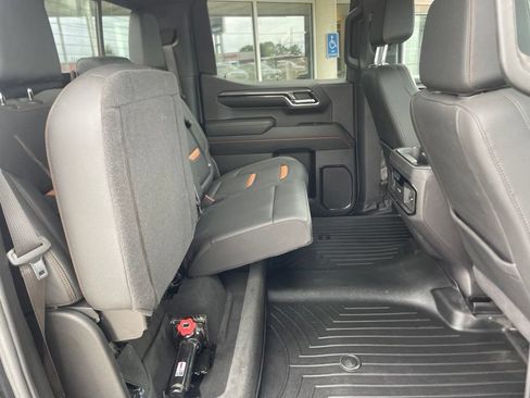 Used 2024 GMC Sierra 1500 AT4 w/ Technology Package AWD/4WD image 22