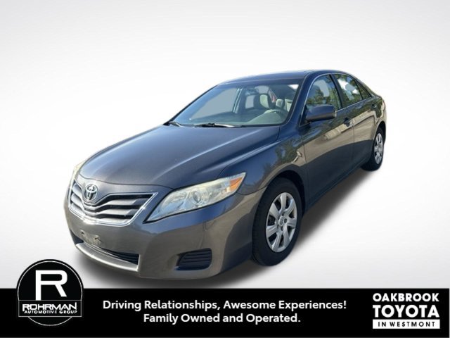 Used 2011 Toyota Camry LE FWD image 1