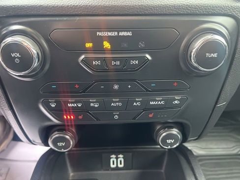 Used 2019 Ford Ranger XLT w/ Equipment Group 302A Luxury image 28