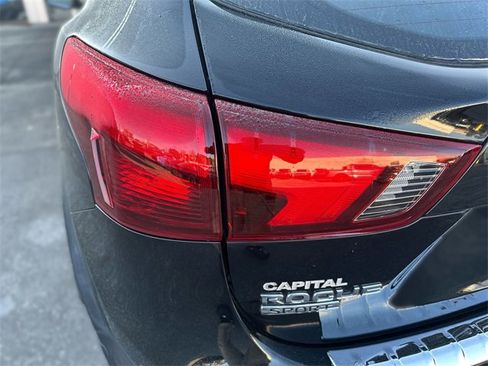 Used 2018 Nissan Rogue Sport S w/ S Appearance Package image 25