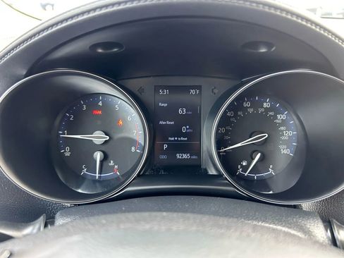 Used 2021 Toyota C-HR LE image 20