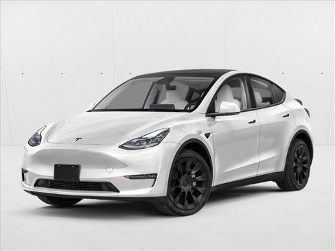 Used 2025 Tesla Model Y Long Range RWD image 1