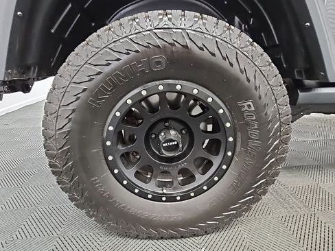 Used 2022 Jeep Gladiator Mojave w/ Trailer Tow Package image 47