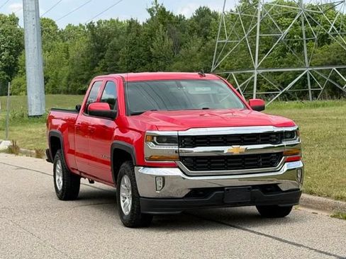 Used 2016 Chevrolet Silverado 1500 LT w/ All Star Edition AWD/4WD image 3