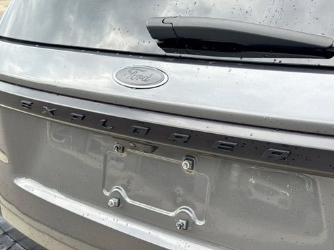 Certified 2025 Ford Explorer ST AWD/4WD image 15