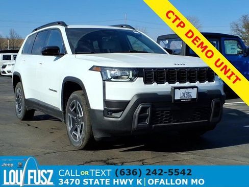 New 2026 Jeep Cherokee Laredo AWD/4WD image 1
