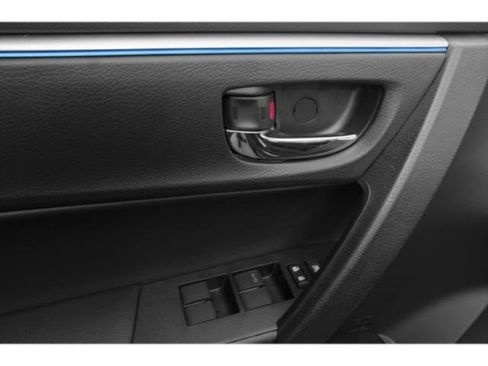 Used 2015 Toyota Corolla S image 21