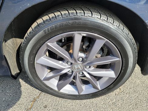 Used 2020 Honda Civic EX image 32